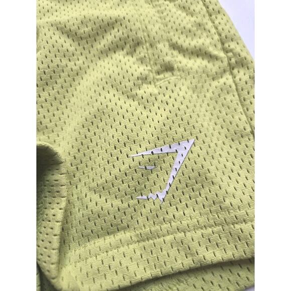Womens Gymshark Lifting Mesh Shorts Neon Yellow/Green Size XS Pockets EUC - Picture 5 of 11